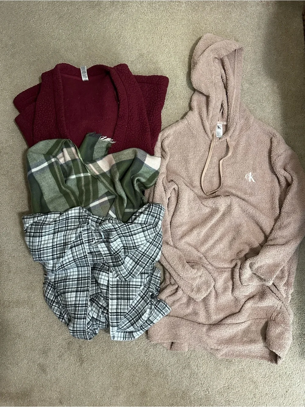 Women’s size Large / Extra Large Clothing Lot